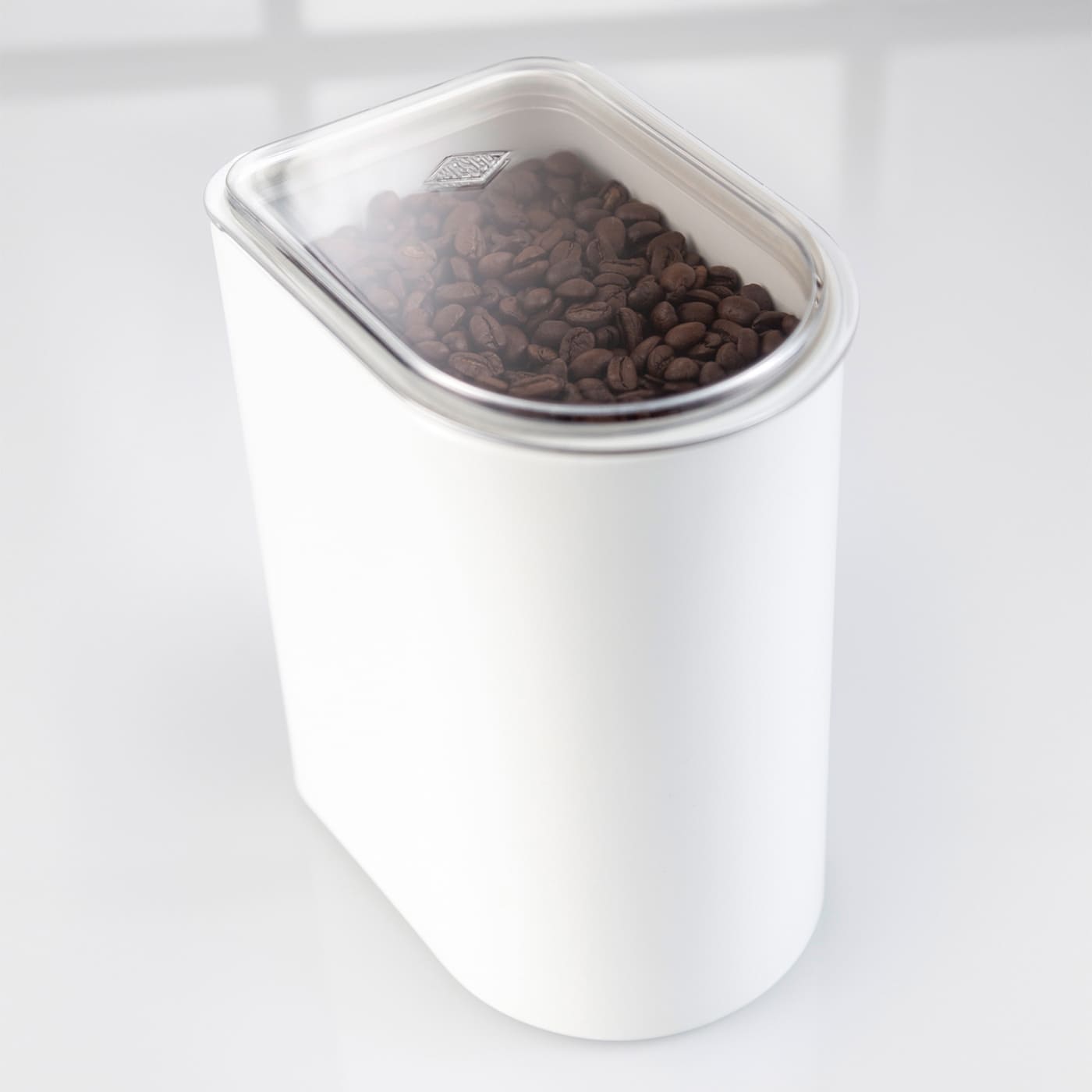 U-förmige Vorratsdose mit 3 Liter Fassungsvermögen mit Kaffeebohnen gefüllt